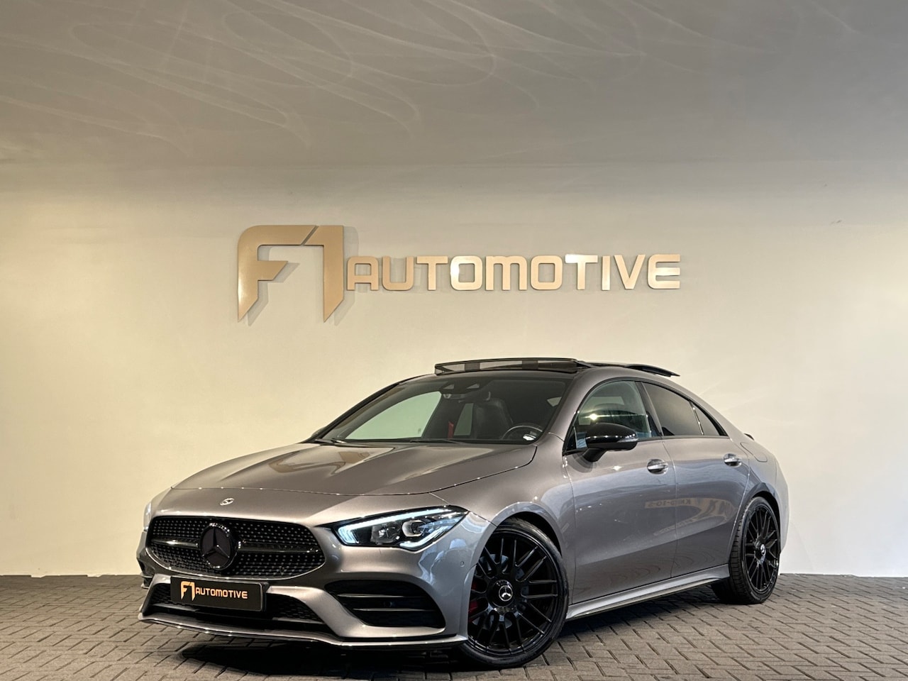 Mercedes-Benz CLA-Klasse - 220 4MATIC AMG Pano|Burmester|BlindSpot|Camera - AutoWereld.nl