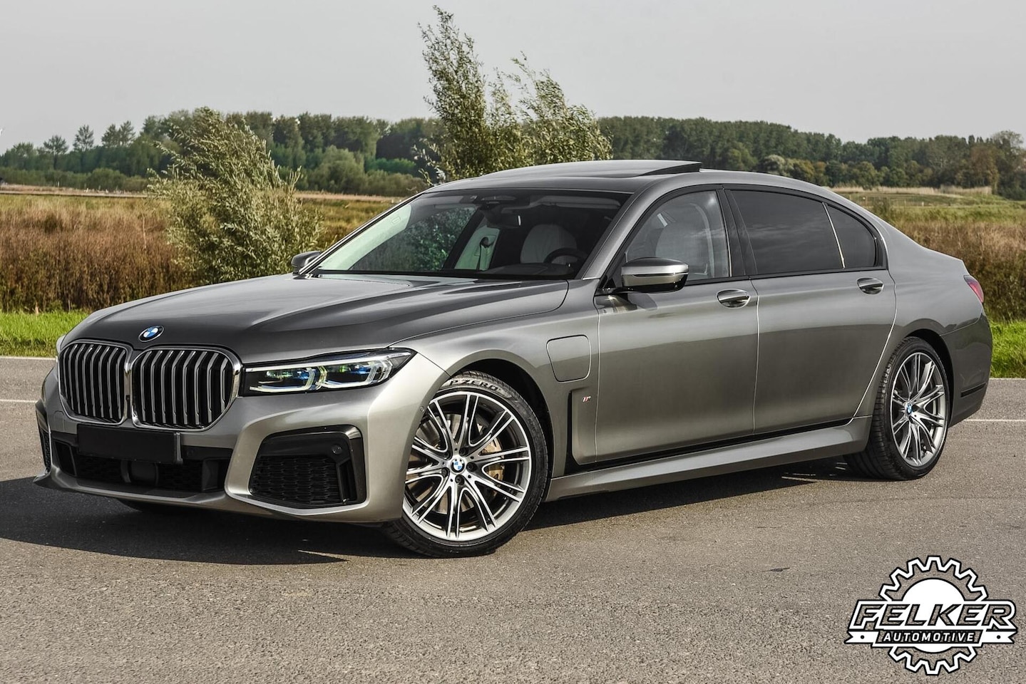 BMW 7-serie - 745Le High Executive 745Le High Executive - AutoWereld.nl