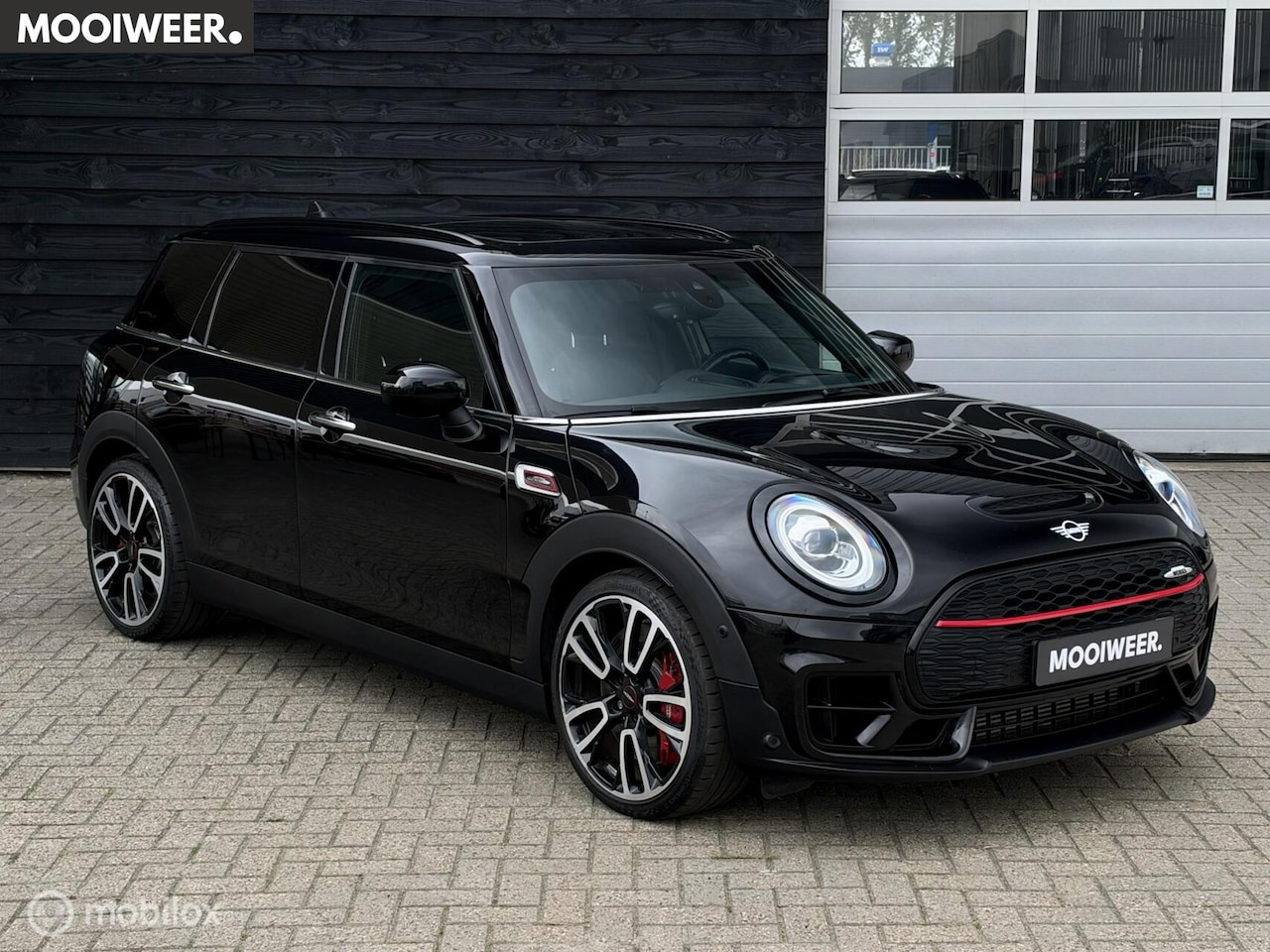 MINI Clubman - 2.0 JCW ALL4 Chili | Pano | HUD | Harman Kardon - AutoWereld.nl