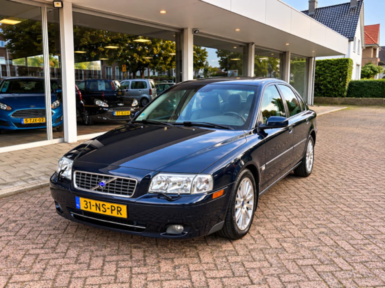 Volvo S80 - 2.4 Elite//Volvo onderhouden - AutoWereld.nl