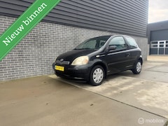 Toyota Yaris - 1.0-16V VVT-i APK NAP Nette Auto Onderhoudsboekjes
