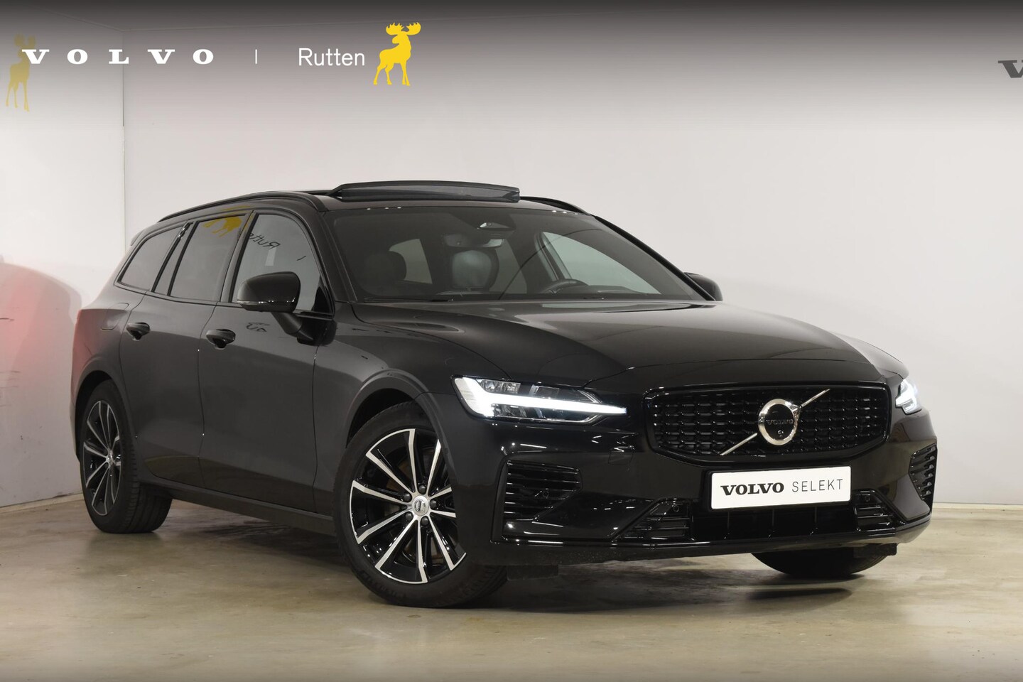 Volvo V60 - T8 455PK Plug-in hybrid AWD Plus Dark Adaptive Cruise Control / 360 Camera / Harman Kardon - AutoWereld.nl