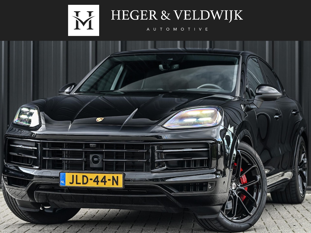 Porsche Cayenne Coupé - 3.0 E-Hybrid Black Edition | Sport Chrono | Panoramadak | Bose | HUD | 360 Camera | Stoelv - AutoWereld.nl