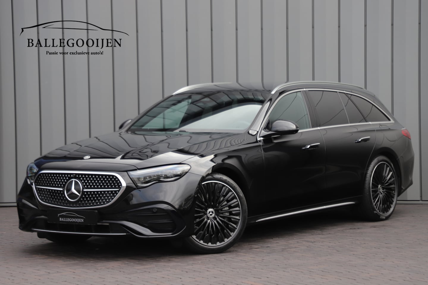 Mercedes-Benz E-klasse Estate - 300e AMG | 313PK | Keyless-go | Sfeerverlichting | Stoelkoeling | Distronic | Digital-ligh - AutoWereld.nl