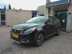 Peugeot 2008 - 1.2 PureTech Allure automaat pano top staat
