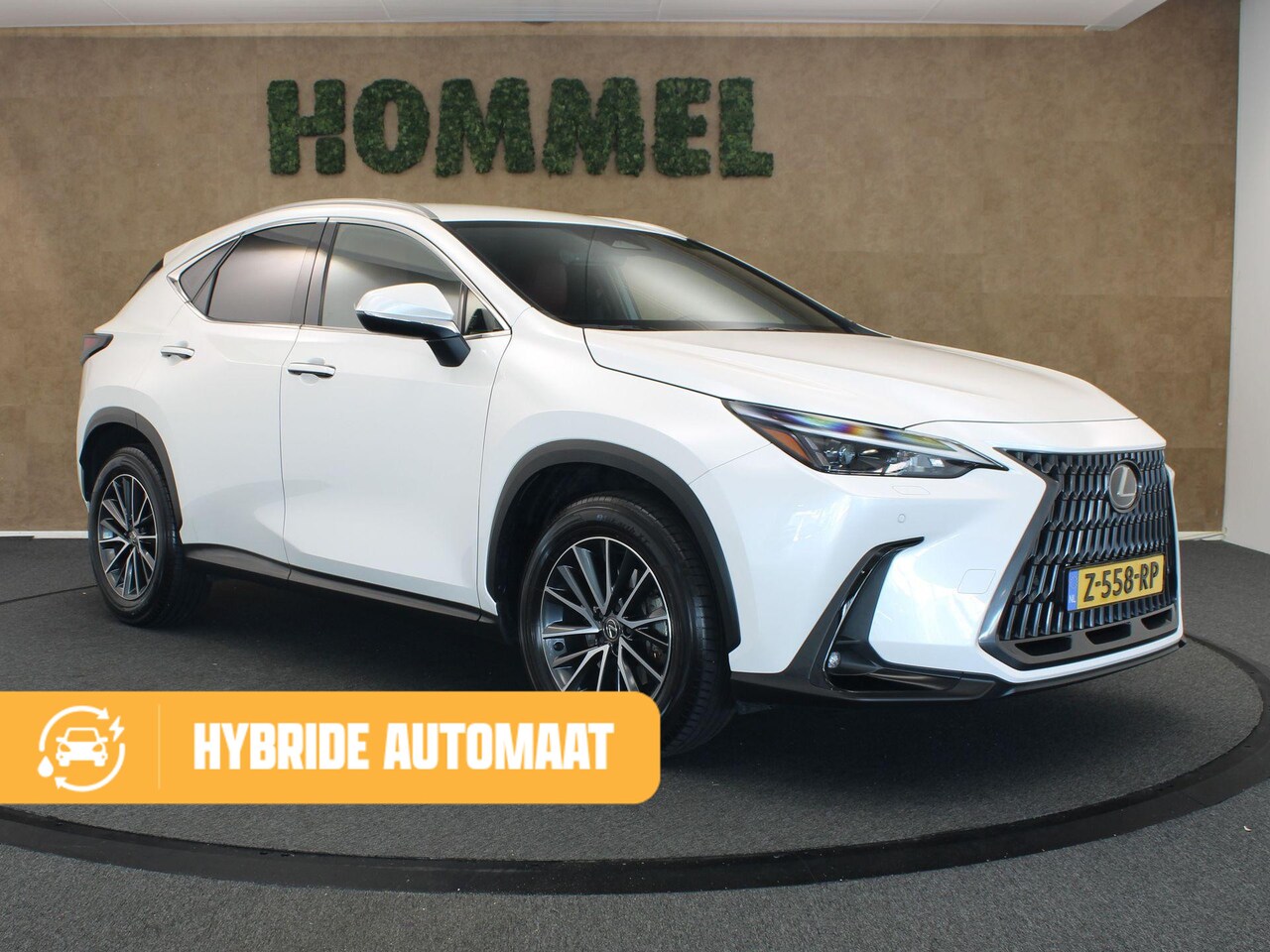 Lexus NX - 350h AWD Executive Line - ALARM KLASSE 3 - PARKEER SENSOREN VOOR EN ACHTER - DODEHOEK DETE - AutoWereld.nl
