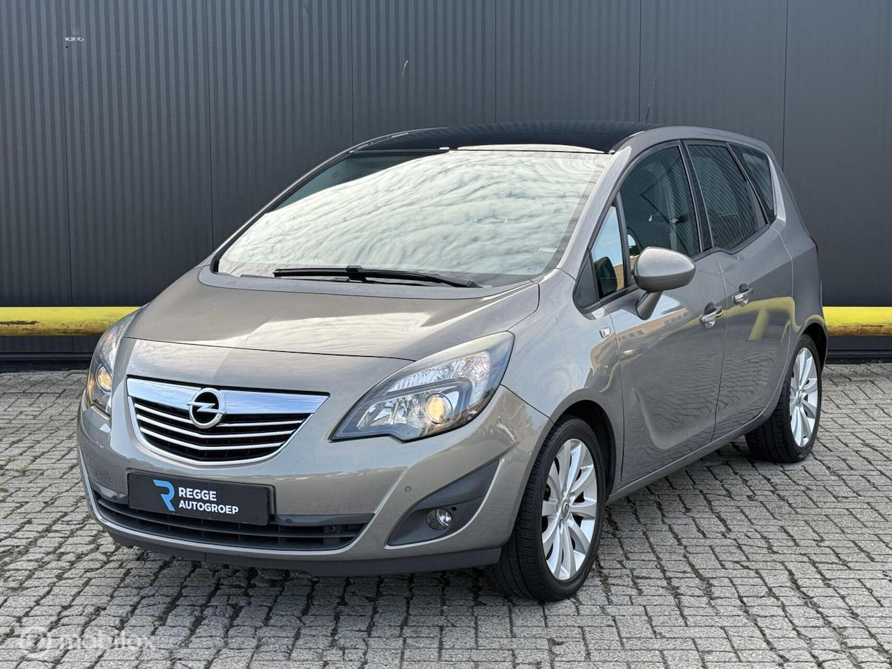 Opel Meriva - 1.4 Turbo Cosmo PANORAMADAK | TREKHAAK - AutoWereld.nl