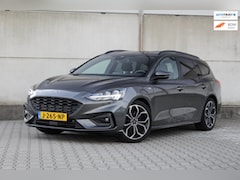 Ford Focus Wagon - 1.0 EcoBoost Titanium Business - ST-Line - Automaat - Camera - Trekhaak - Stuurverwarming