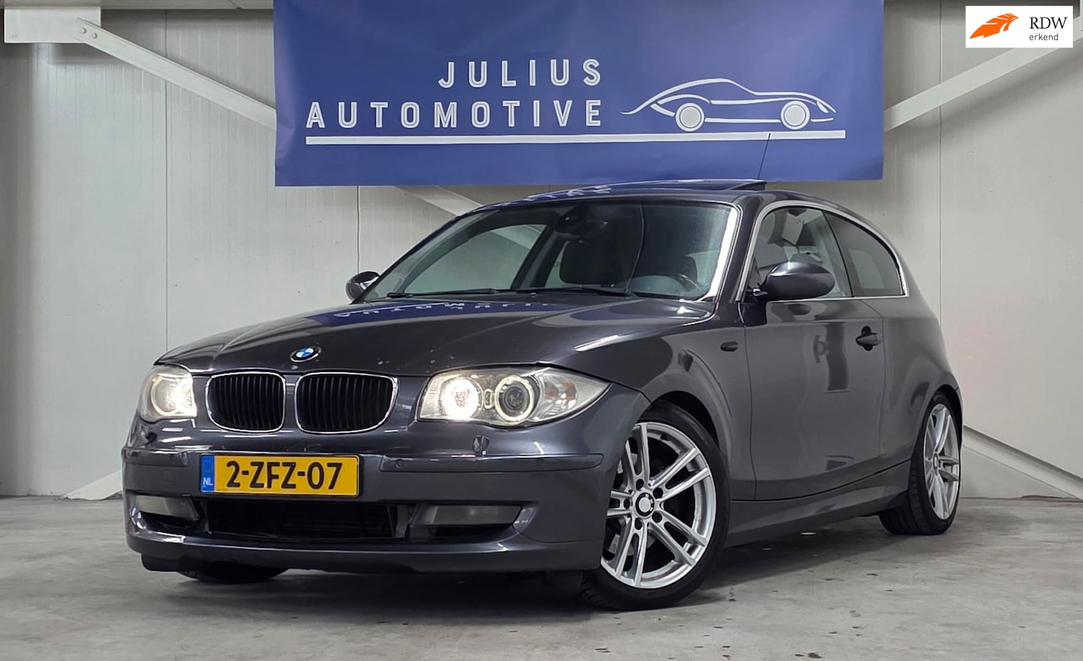 BMW 1-serie - 120d High Executive LED Schuif/Opendak Clima Nieuwe Ketting! - AutoWereld.nl