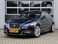 Jaguar XF - 2.2d R-Sport | Schuifdak | Xenon | Keyless | Leder/Alcantara | Camera | Stoelverwarming |