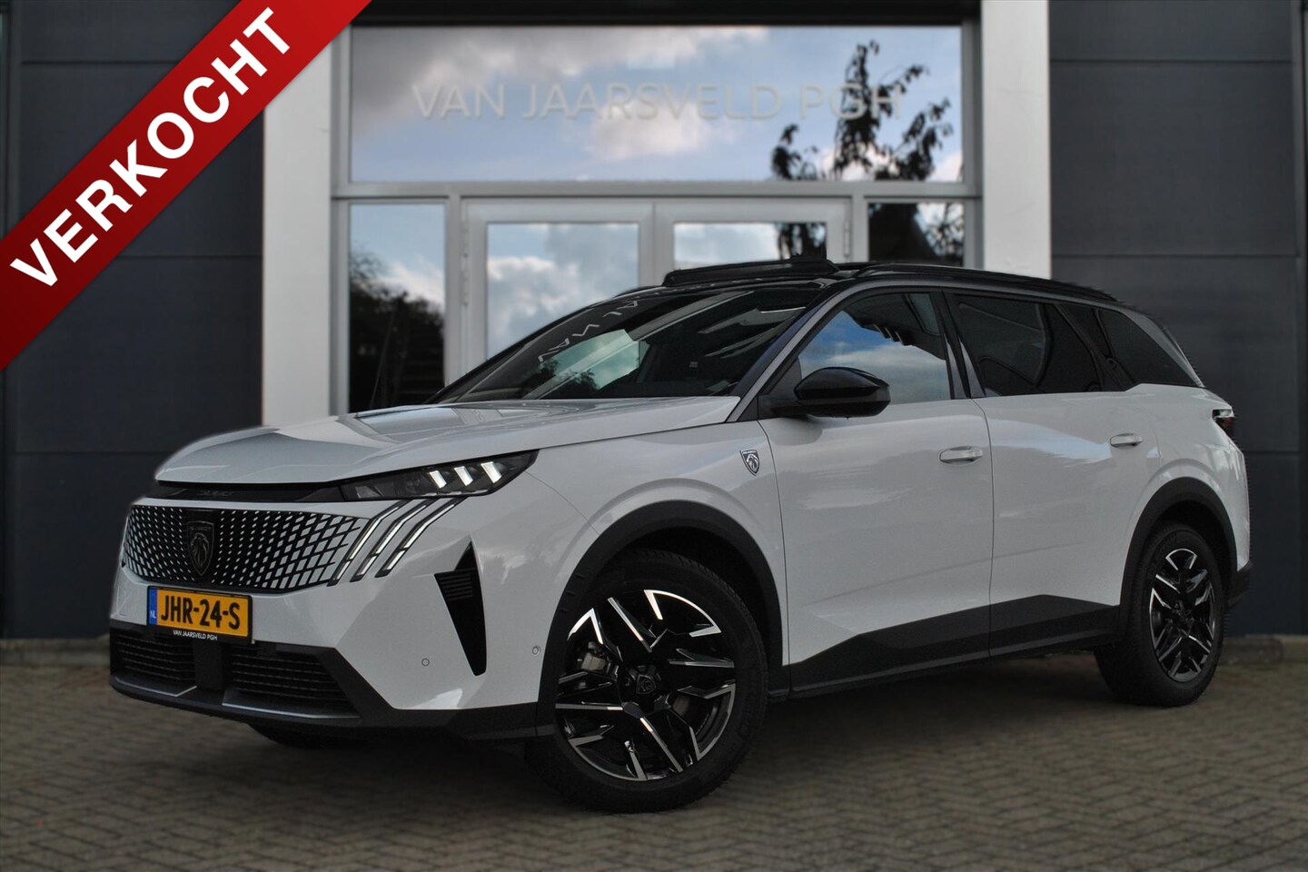 Peugeot 5008 - GT 1.2 Hybrid 136pk e-DCS6 Panodak - AutoWereld.nl