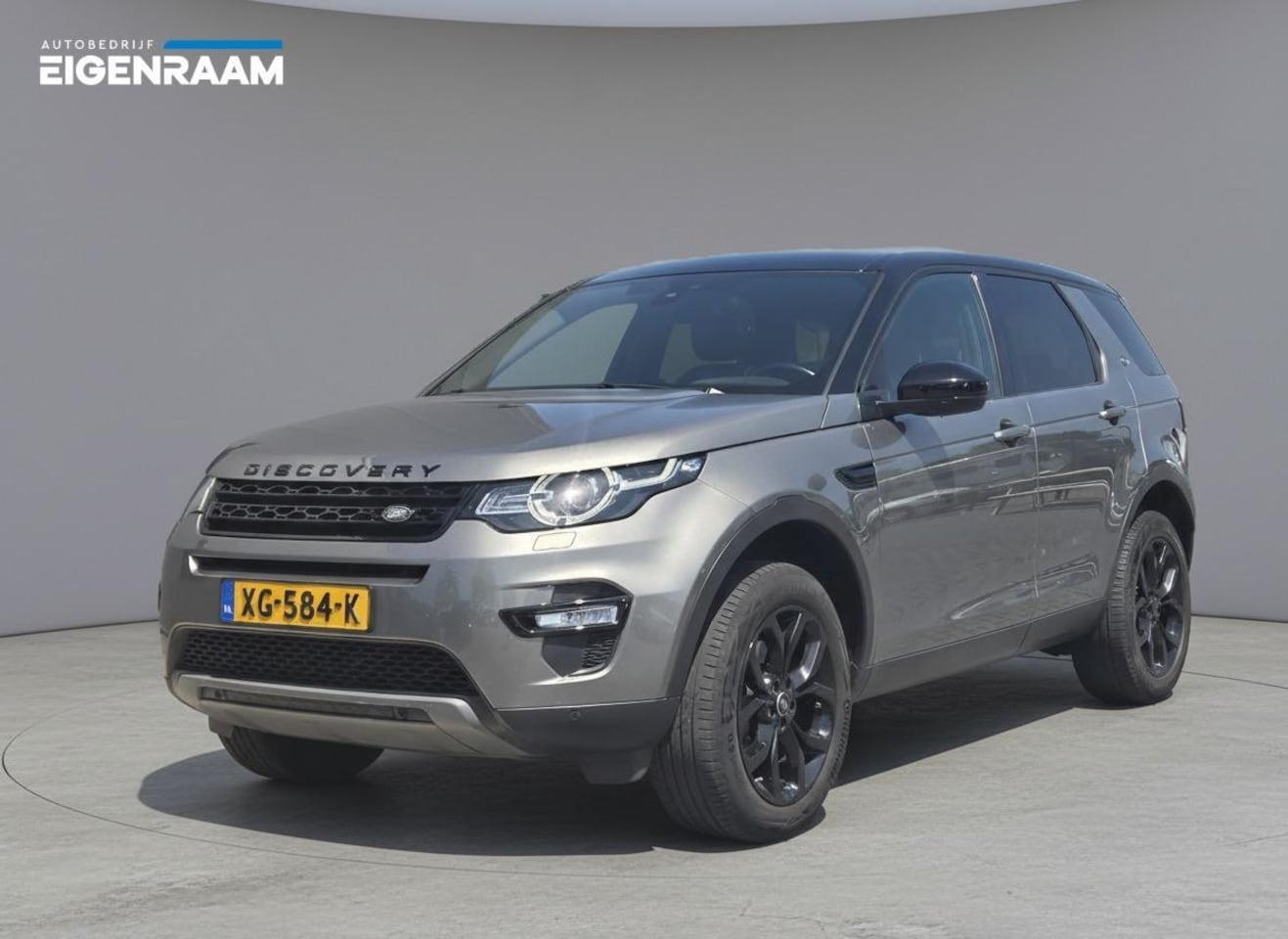 Land Rover Discovery Sport - 2.0 TD4 4WD | Pano | Leder - AutoWereld.nl