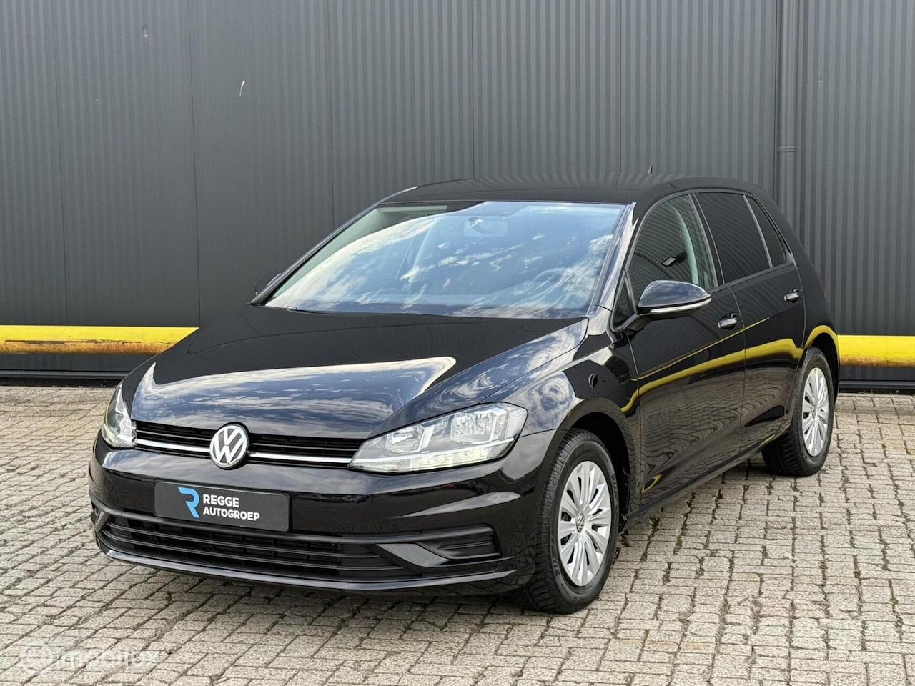 Volkswagen Golf - 1.0 TSI Comfortline NAVI - AutoWereld.nl