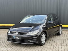 Volkswagen Golf - 1.0 TSI Comfortline NAVI