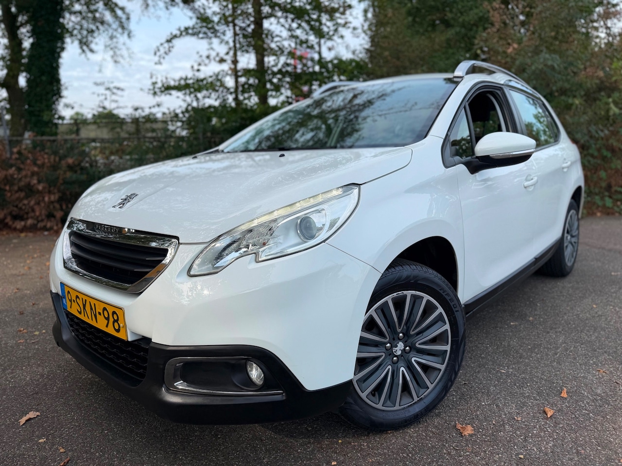 Peugeot 2008 - 1.2 VTi Active NAVI APK NAP TREKHAAK HOGE-INSTAP !! - AutoWereld.nl