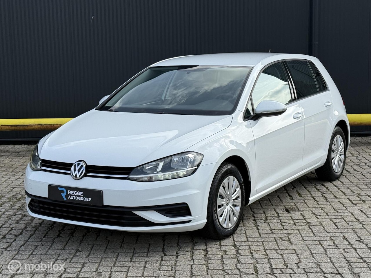 Volkswagen Golf - 1.0 TSI Comfortline 1.0 TSI Comfortline - AutoWereld.nl