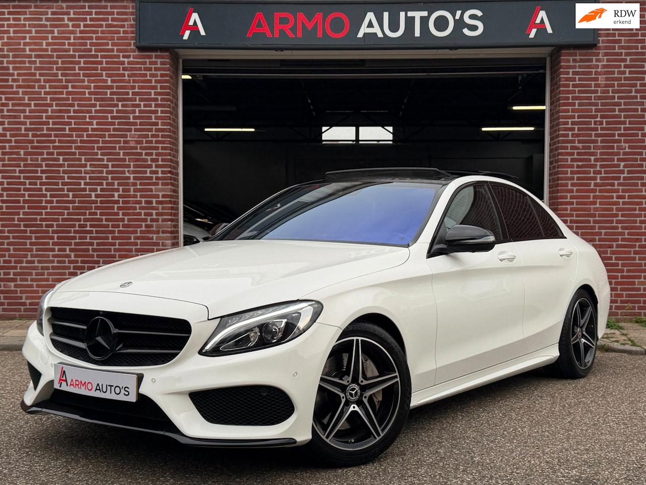 Mercedes-Benz C-klasse - 250 Premium Plus | AMG | 360 | Pano | Rijklaar - AutoWereld.nl