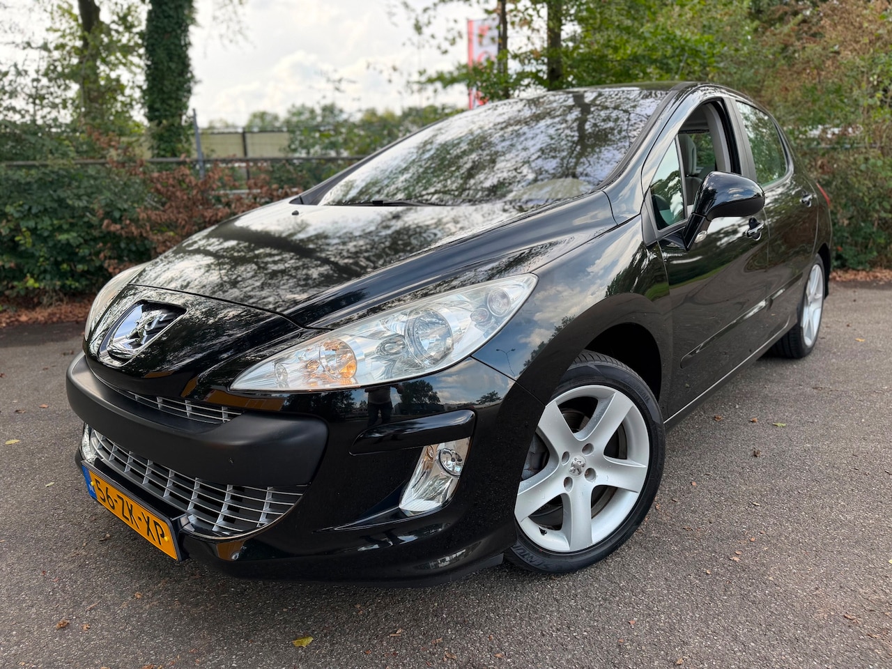 Peugeot 308 - 1.6 VTi XT PANORAMADAK NIEUWE-APK AIRCO-ECC NAP KOOPJE !! - AutoWereld.nl