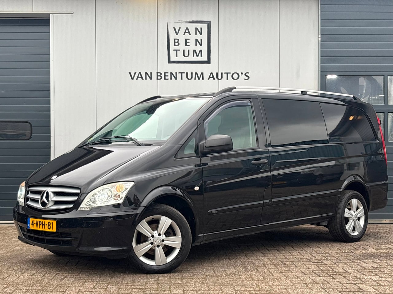 Mercedes-Benz Vito - 122CDI 3.0 V6 Autom. 320 Lang DC 5-pers. Luxe Clima Cruise - AutoWereld.nl