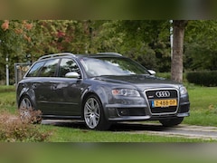 Audi RS4 - avant 4.2 V8 B7 quattro