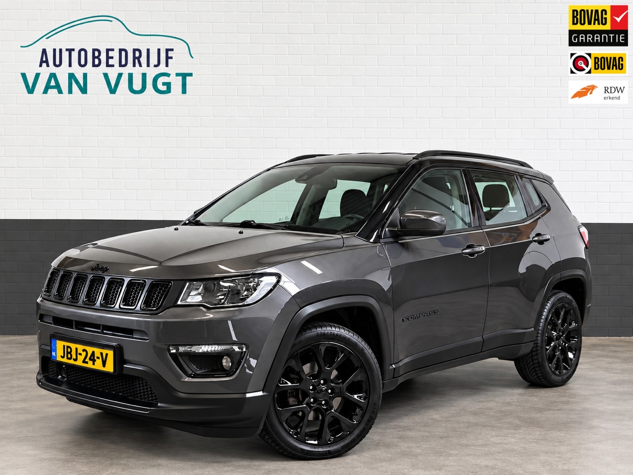 Jeep Compass - 1.3T Night Eagle 1750 trekgewicht, Apple-Android - AutoWereld.nl