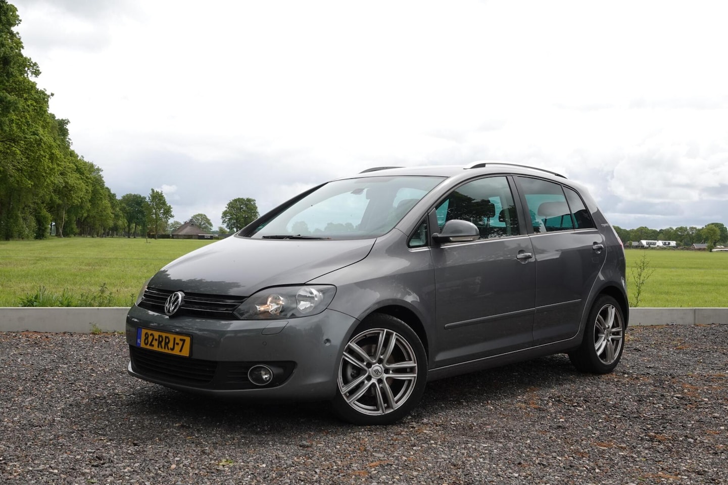 Volkswagen Golf Plus - 1.6 TDI DSG NW APK! TREKHAAK CRUISE PDC - AutoWereld.nl