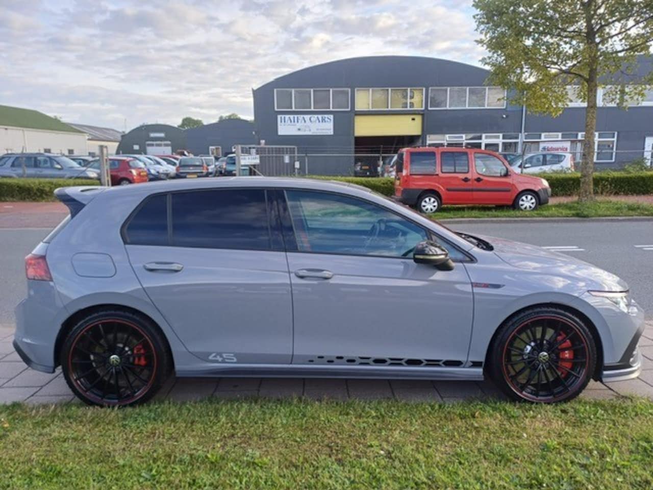 Volkswagen Golf - 2.0 TSI 4Motion R 2.0 TSI 4Motion R - AutoWereld.nl