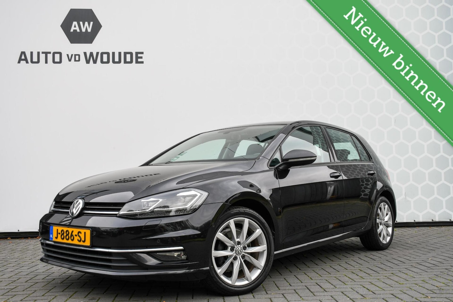 Volkswagen Golf - 1.4 TSI Highline LED CarPlay Nieuwe APK - AutoWereld.nl