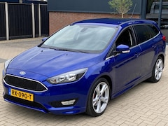 Ford Focus Wagon - 1.5 Titanium NIEUWSTAAT NAVI CRUISE KEYLESS CAMERA PDC CLIMA