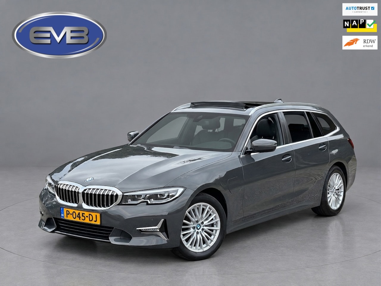 BMW 3-serie Touring - 320e Business Edition Plus 320e Business Edition Plus, panoramadak, lederen sportinterieur, vele opties, 1 e eigenaar - AutoWereld.nl