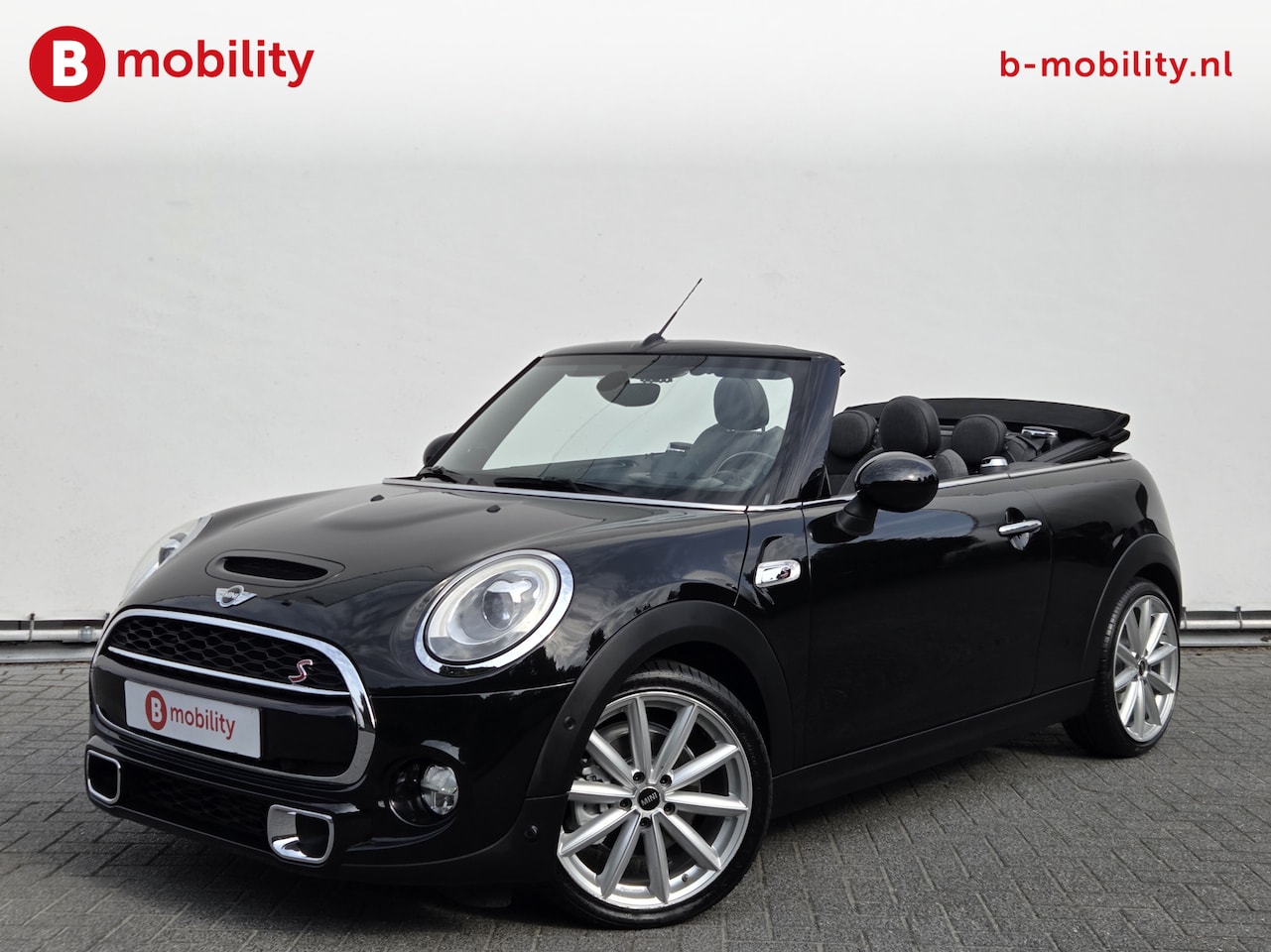 MINI Cabrio - 2.0 Cooper S Chili Serious Business Head-Up Harman/Kardon | Achteruitrijcamera | Apple Car - AutoWereld.nl