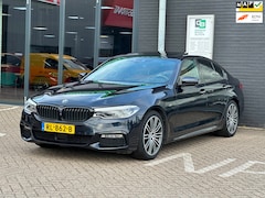 BMW 5-serie - 530i High Executive/PANO-DAK/LEDER/CAMERA/NL-AUTO NAP