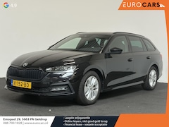 Skoda Octavia Combi - 1.0 e-TSI Automaat Sport Business Trekhaak Navigatie Apple Carplay/ Android Auto Parkeerse