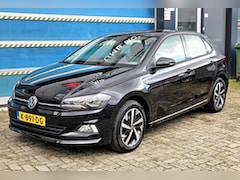 Volkswagen Polo - 1.0 TSI Comfortline Business Carplay PDC