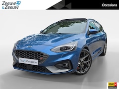 Ford Focus Wagon - 2.3 EcoBoost ST-3 | Performance Pack | Panoramadak | Trekhaak | Winter Pack | Achteruitrij
