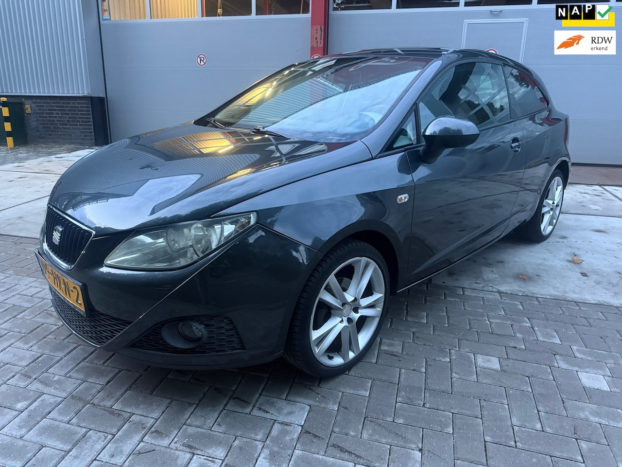 SEAT Ibiza SC - 1.6 Sport-up 1.6 Sport-up - AutoWereld.nl