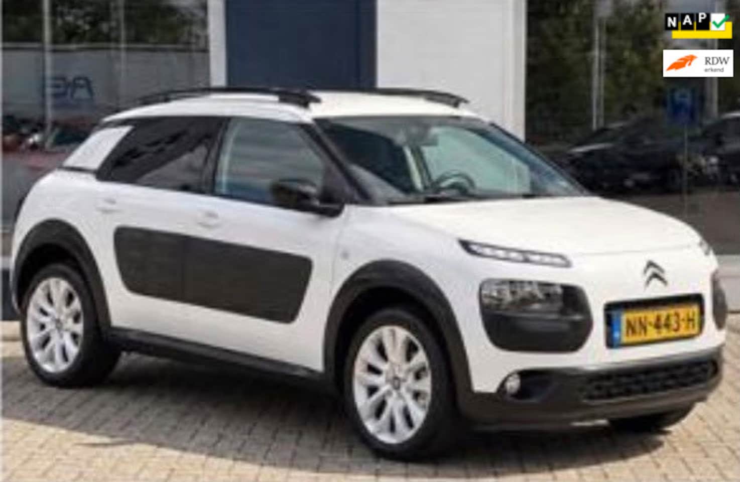 Citroën C4 Cactus - 1.2 PureTech Business Bj 2017 ECC Airco Navi Pdc Dealer ondh - AutoWereld.nl
