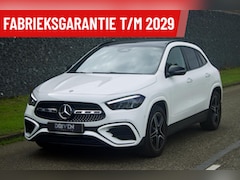 Mercedes-Benz GLA-Klasse - GLA 180 AMG | Pano - Keyless - Camera - Sfeer