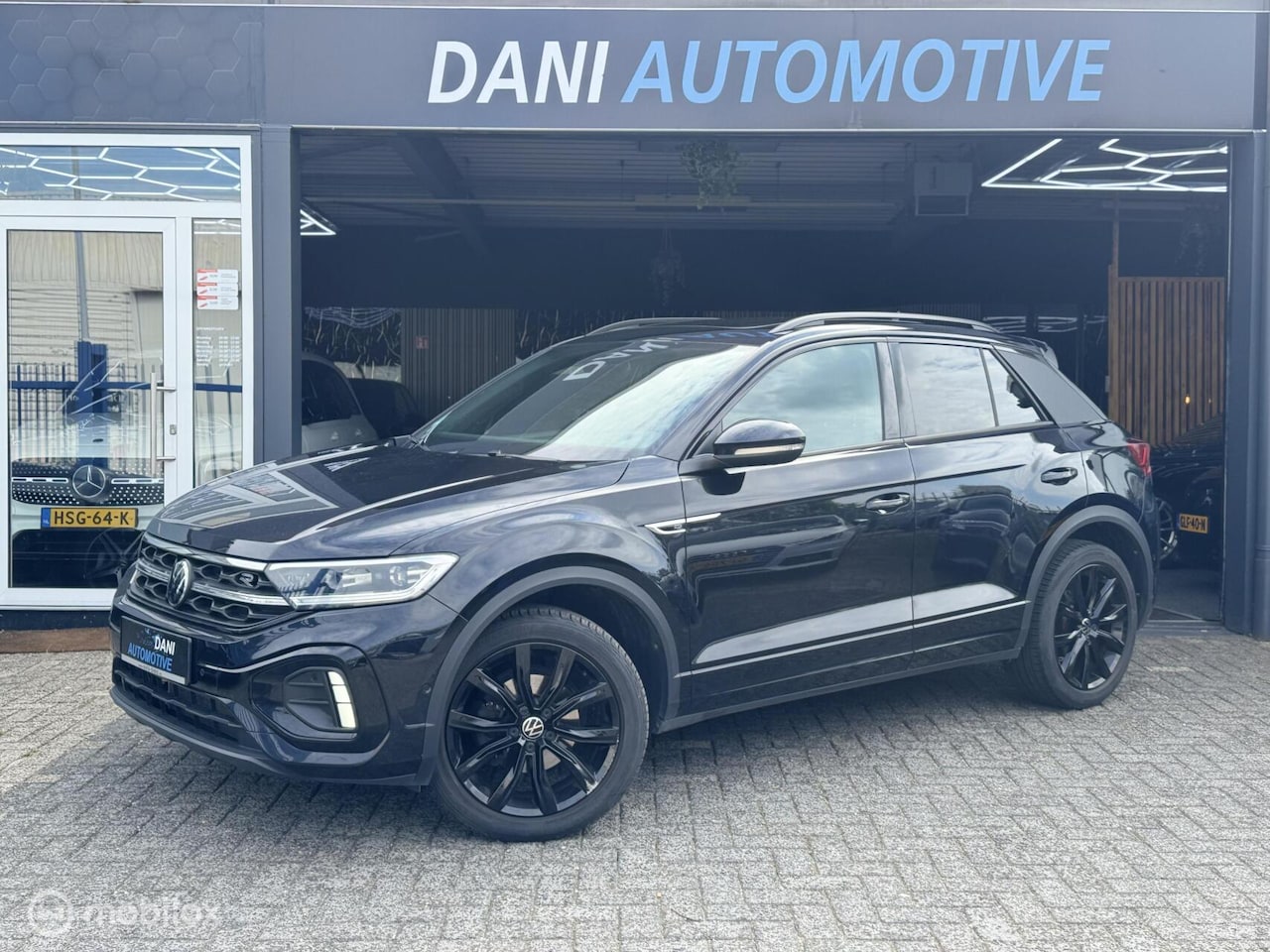 Volkswagen T-Roc - 1.5 TSI R-Line|Pano|Matrix Led|Cam|Acc|Navi - AutoWereld.nl