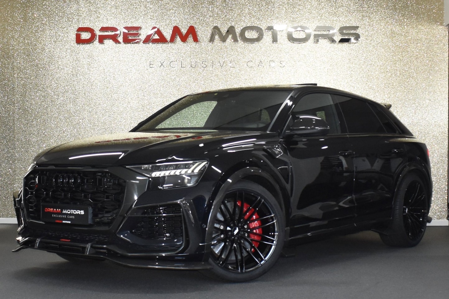 Audi RSQ8 - ABT 4.0 TFSI Quattro 700pk | AKRAPOVIC | CARBON | KERAMISCH - AutoWereld.nl