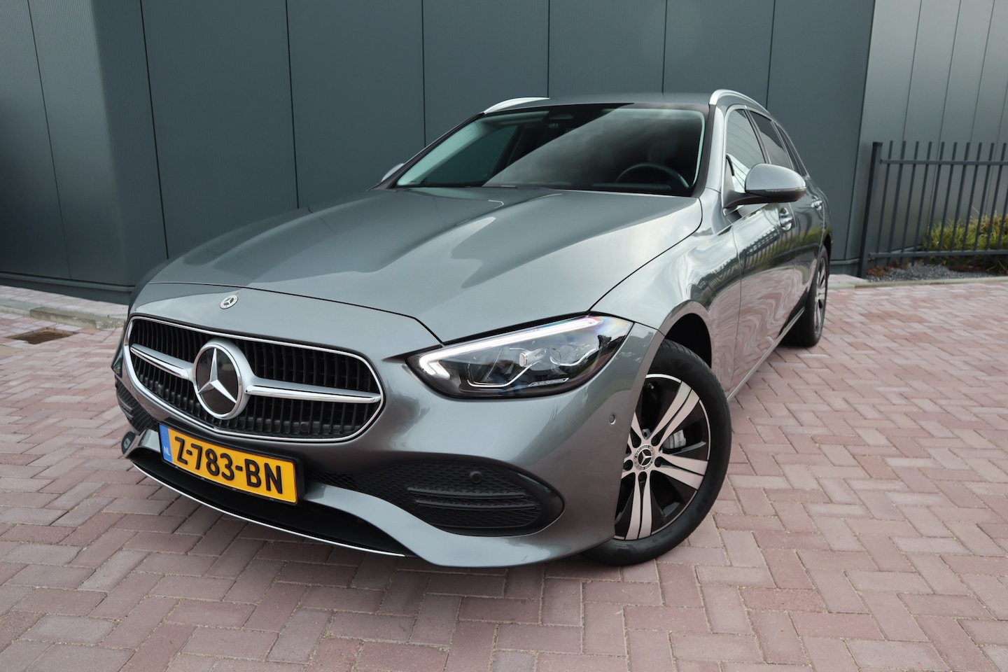 Mercedes-Benz C-klasse Estate - 300 e Business Line Comfort Stoelen High Performance LED-koplampen Stoelverwarming Uitklap - AutoWereld.nl