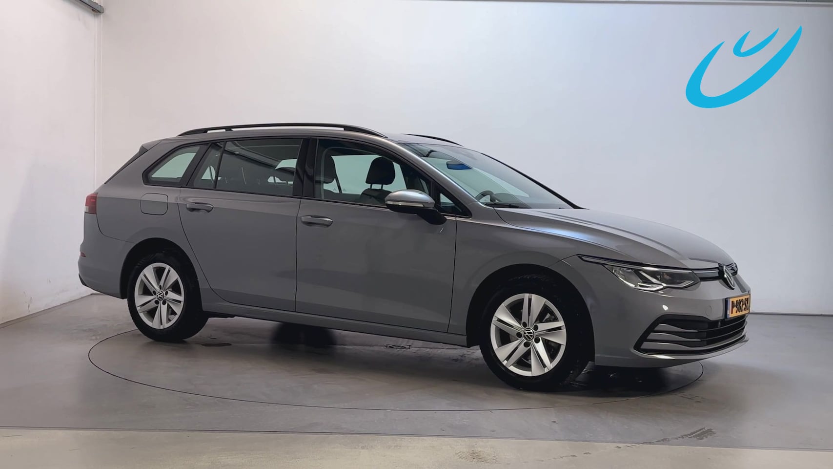 Volkswagen Golf Variant - 1.0 TSI 110pk Golf Trekhaak Parkeersensoren Stoelverwarming - AutoWereld.nl