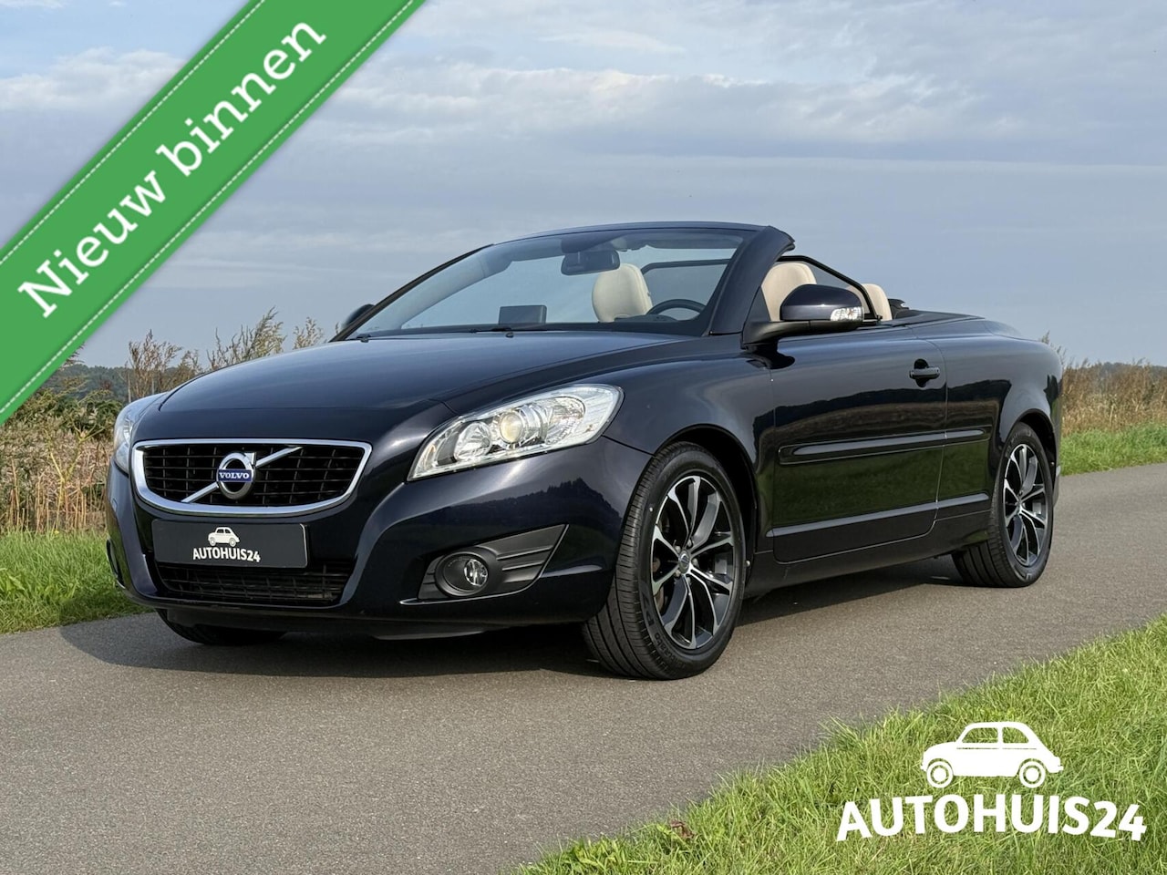 Volvo C70 Convertible - 2.0 D3 Momentum 5-Cilinder|NL-AUTO|DEALER ONDERHOUDEN - AutoWereld.nl