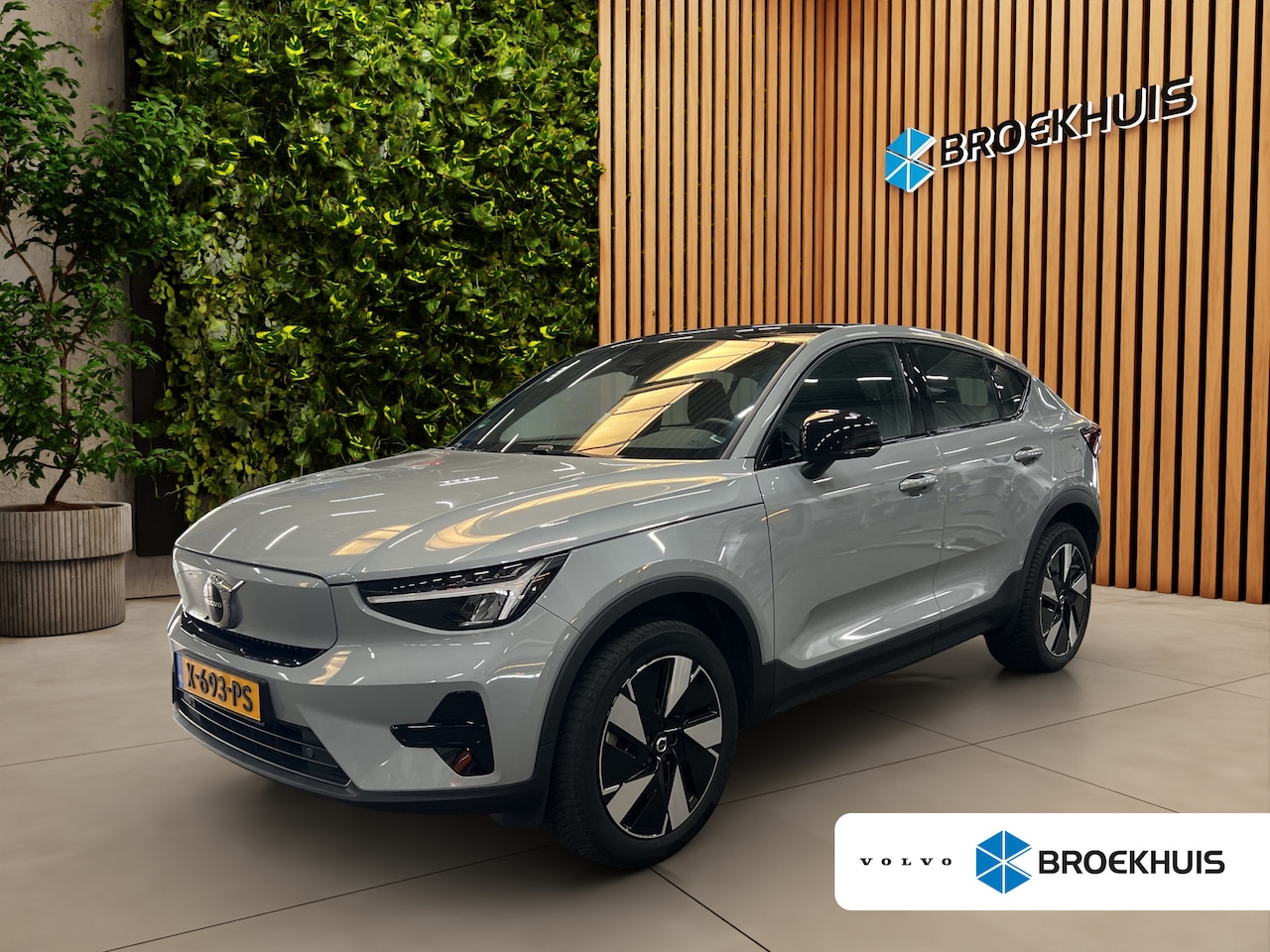 Volvo C40 - Single Motor Extened Range Core 82 kWh - AutoWereld.nl