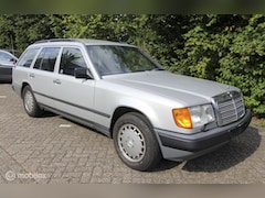 Mercedes-Benz 300-serie - W124 TE 4-matic Automaat 7-pers Leer Airco Schuifdak