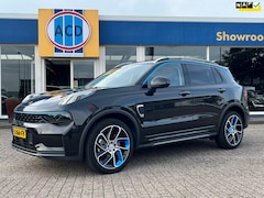 Lynk & Co 01 - 1.5 261pk PHEV 7DCTH | Orig.NL | PanoramaDak | 360 graden Camera | Carplay |