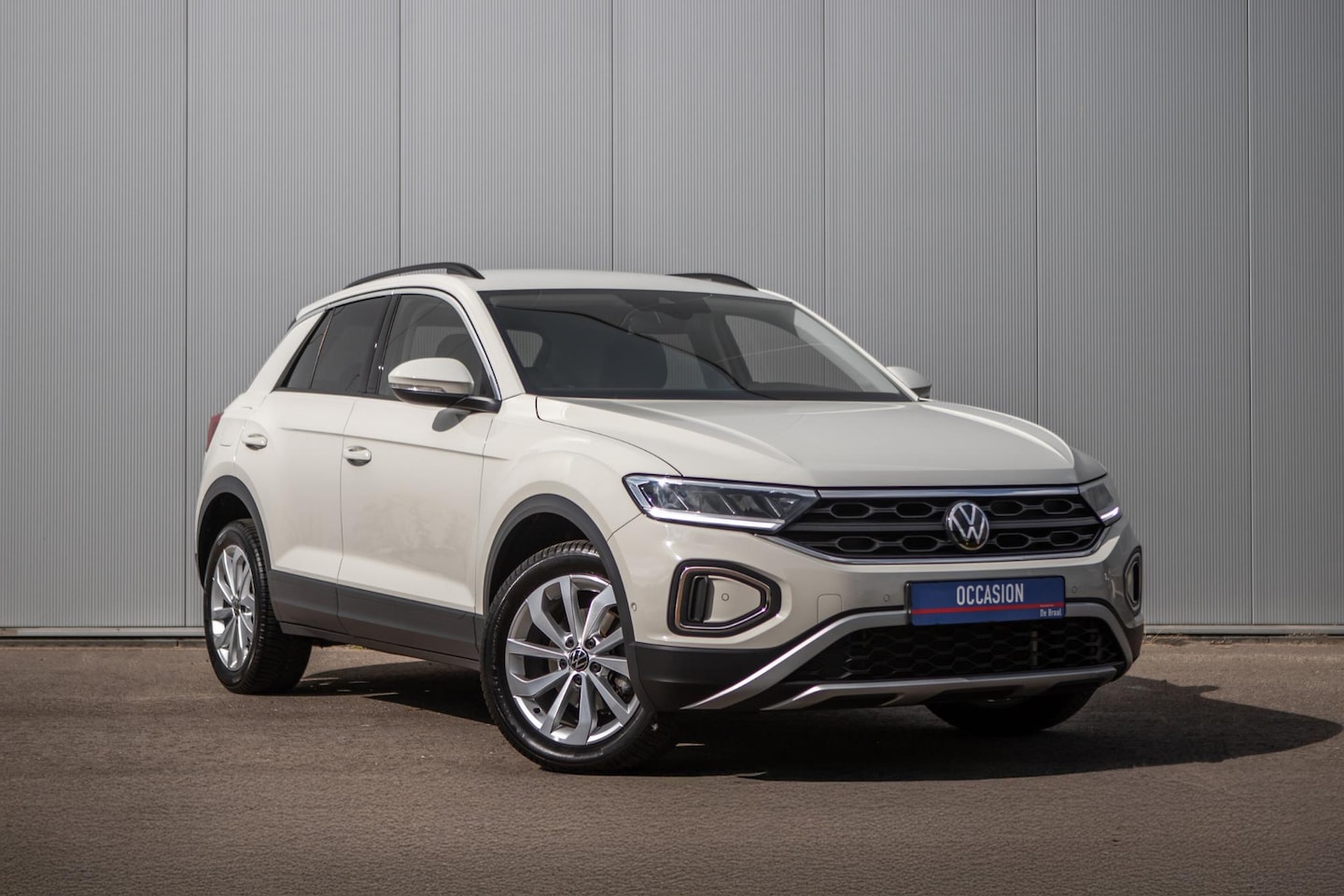 Volkswagen T-Roc - 1.5 TSI Life Business 1.5 TSI Life Business - AutoWereld.nl