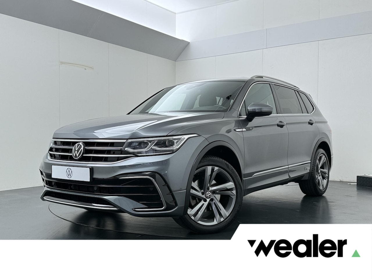 Volkswagen Tiguan Allspace - 1.5 TSI R-Line Business 7p. | 150 PK | Automaat | Adaptive Cruise Control | Climate Contro - AutoWereld.nl