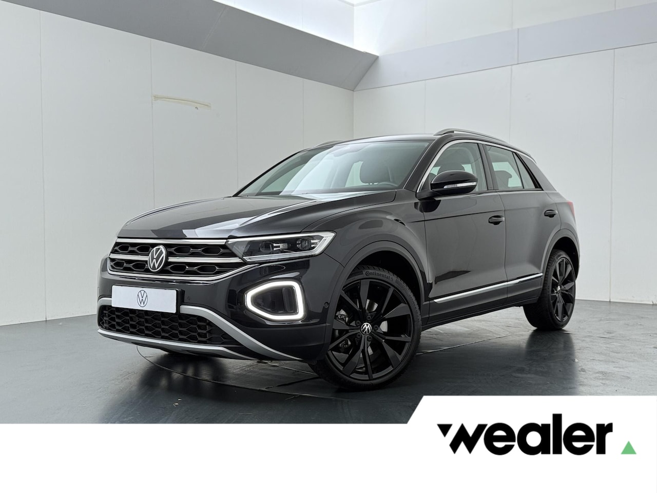 Volkswagen T-Roc - 1.5 TSI Style | 150 PK | Automaat | Adaptive Cruise Control | Achteruitrijcamera | Climate - AutoWereld.nl