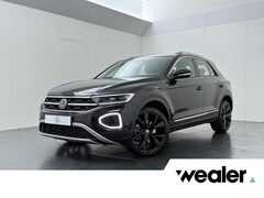 Volkswagen T-Roc - 1.5 TSI Style | 150 PK | Automaat | Adaptive Cruise Control | Achteruitrijcamera | Climate